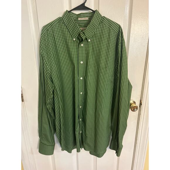 Eddie Bauer Green Plaid Wrinkle Resistant Button up Size XLT - Picture 1 of 2